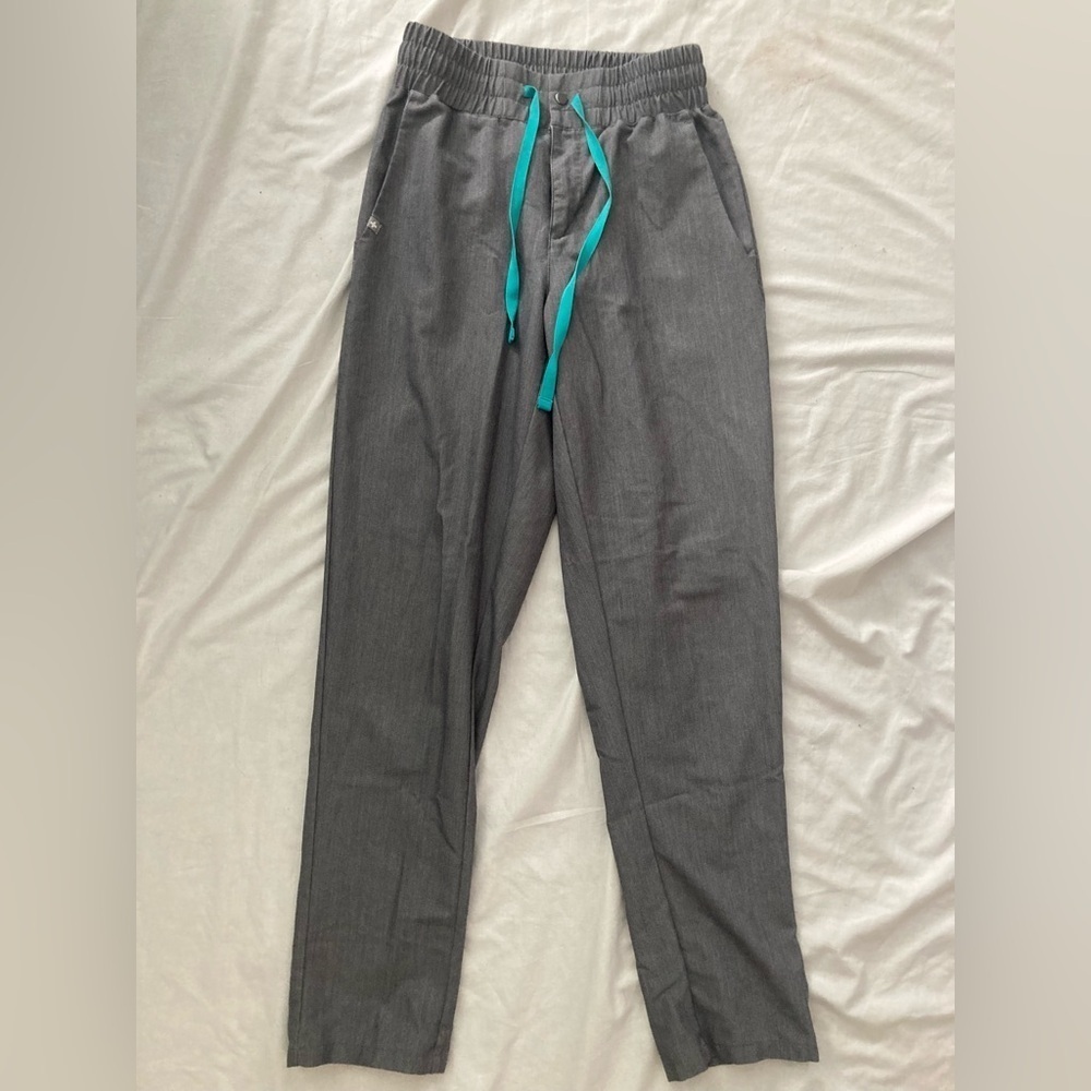 Figs Technical Collection High Waisted Graphite Gray Relaxed Fit Scrub Pants XS